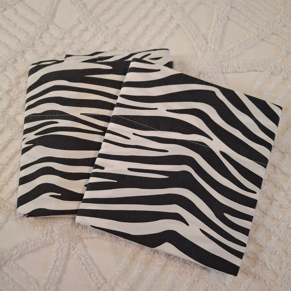 PBteen Standard Pillowcase Black White Zebra Print Cotton Set of 2 Pottery Barn